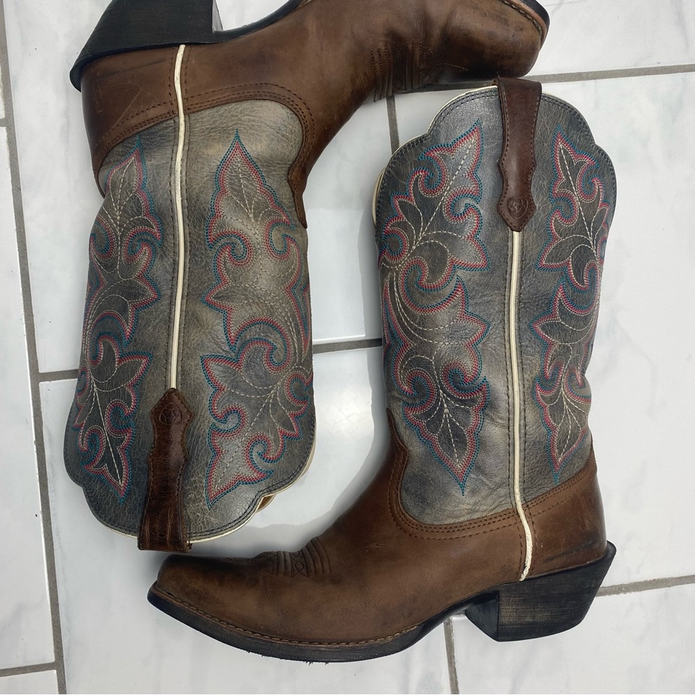 Ariat Women’s round up square toe western boots coastal cowgirl embroidered 8.5 - Picture 5 of 13